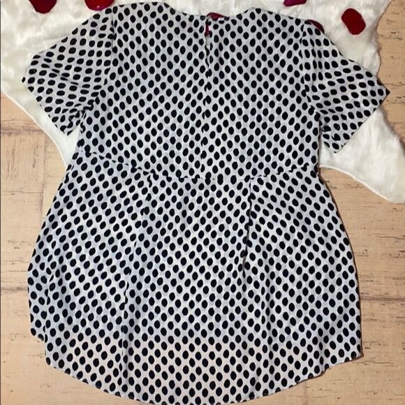 Vince Camuto Polka Dot Blouse - Picture 8 of 8